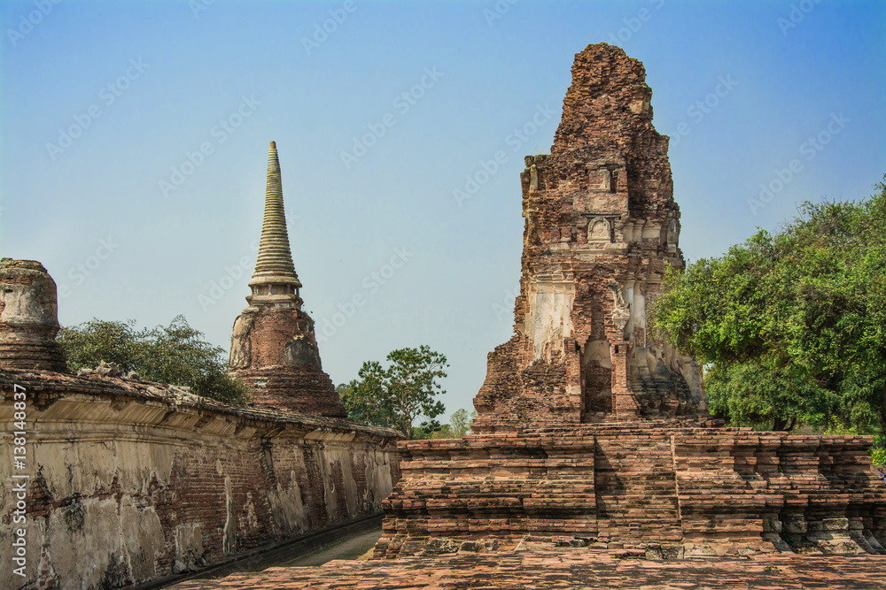 AYUTTHAYA, THAILAND Ruins and Antiques at the Ayutthaya Historical Park