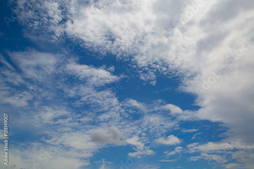 Fototapeta Naklejka Na Ścianę i Meble -  cloud on blue sky
