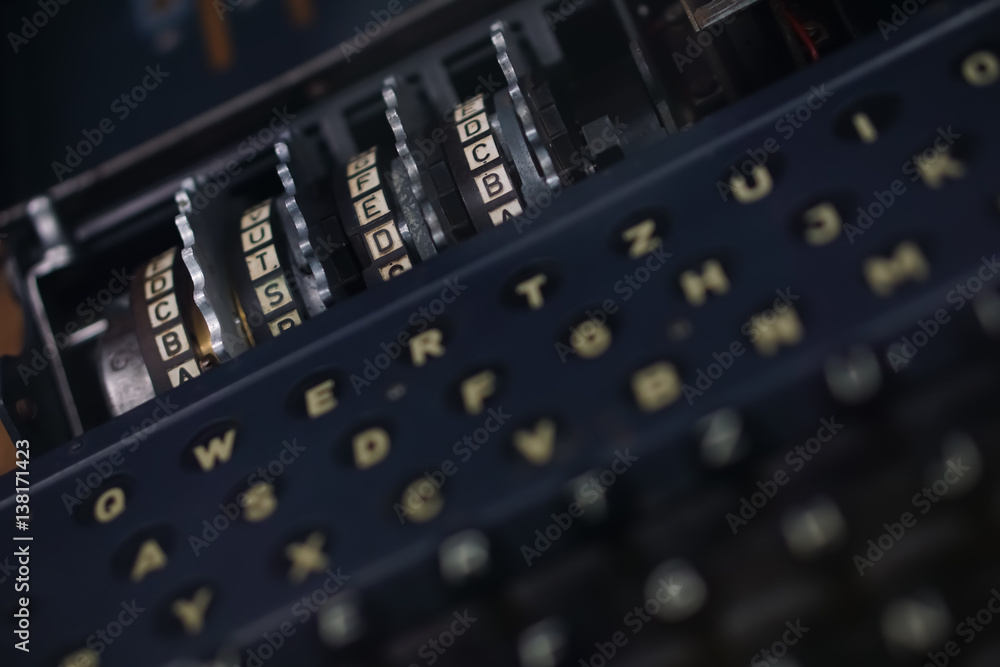 Chiffriermaschine | Enigma | Ver- und Entschlüsselung