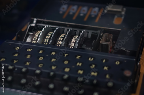 Chiffriermaschine | Enigma | Ver- und Entschlüsselung photo