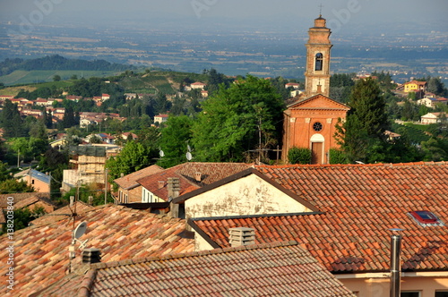 Malerische Kirche im Piemont