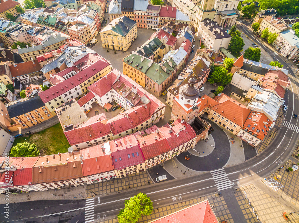 Fototapeta premium Lublin - stare miasto z lotu ptaka. Atrakcje turystyczne lublina widok z powietrza.