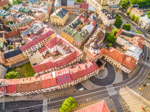 Lublin - stare miasto z lotu ptaka. Atrakcje turystyczne lublina widok z powietrza.