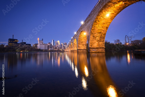 Obraz na plátně stone arch bridge Minneapolis, Minnesota