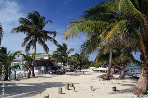 Caribbean beach / Ambergris Caye, Belize  © bayazed