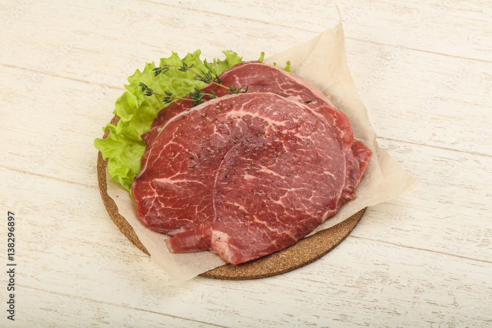 Fototapeta premium Raw beef schnitzel