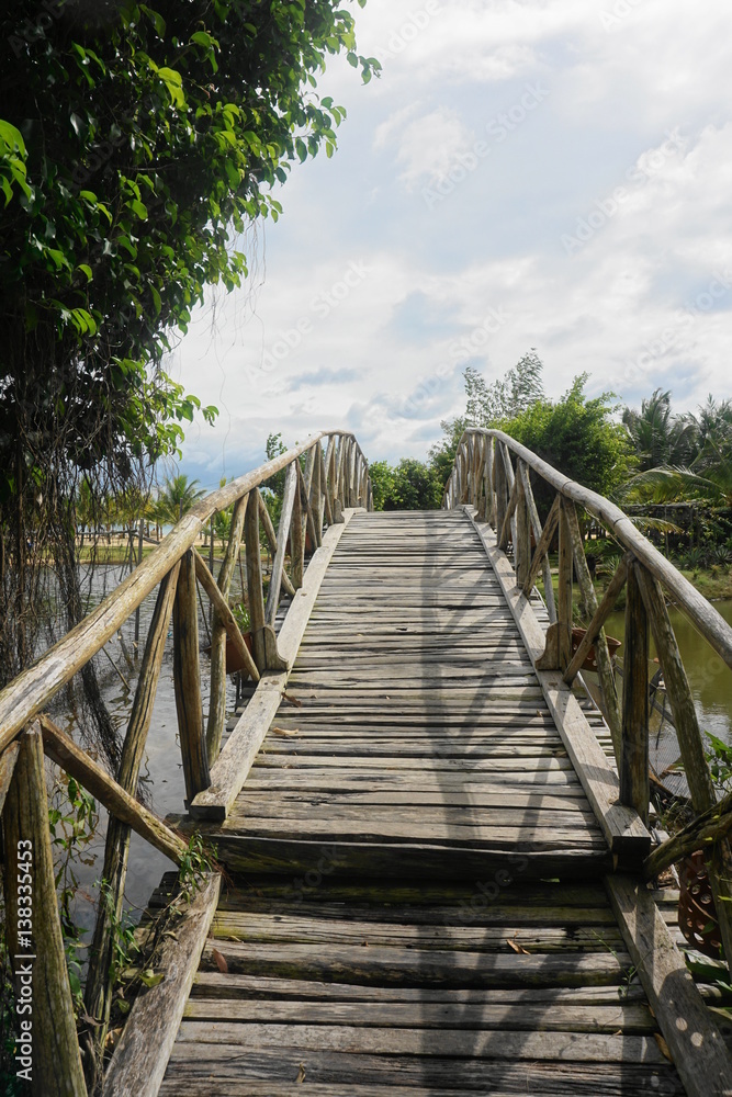 Holzbrücke auf Phu Quoc, Vietnam III