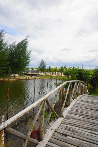 Holzbrücke auf Phu Quoc, Vietnam