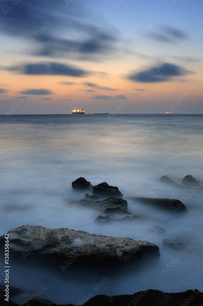 Obraz premium Mediterranean coast in southern Israel near the city of Ashkelon