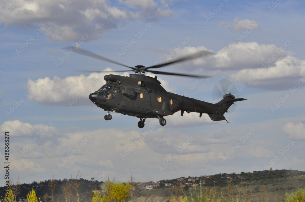 Helicóptero Aerospatiale AS 332B1 Super Puma Stock Photo | Adobe Stock