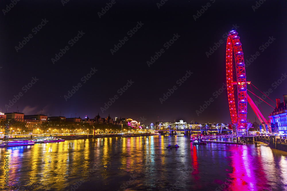 Big Eye Ferris Wheel Thames River Night Westminster Bridge London England