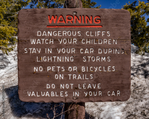 Warning sign at Bryce Canyon National Park