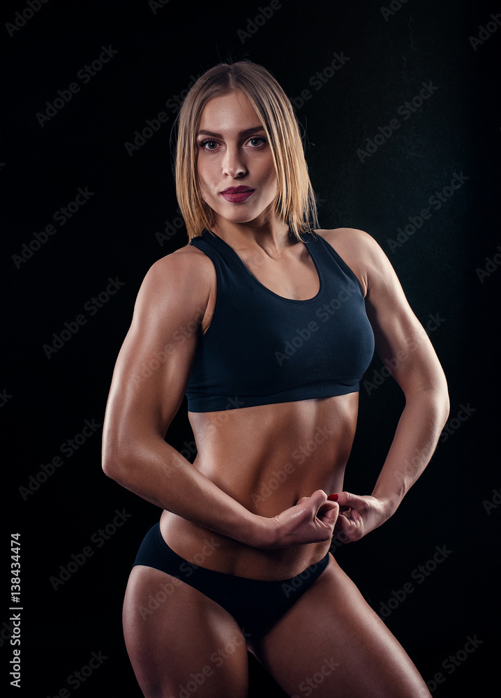 Athletic Girl.muscular Fitness Woman, Trained Female Body.bodybuilding  Stock Photo - Image of beauty, makeup: 75443352