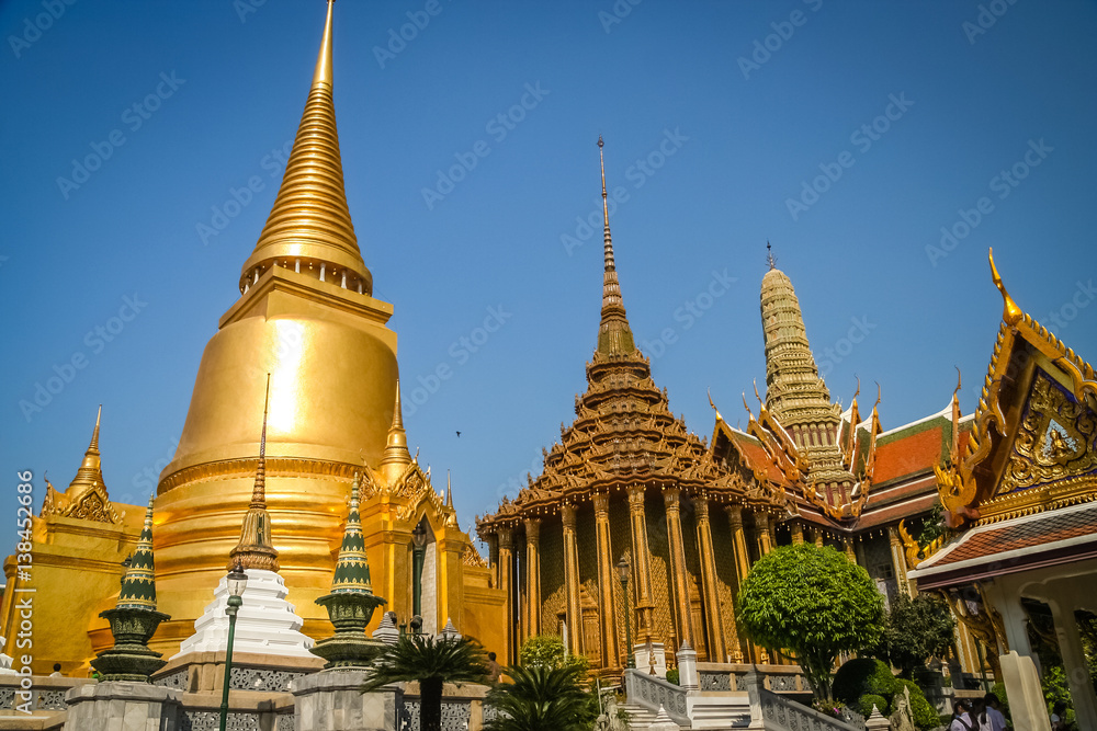 Golden Temple Wat Pha Khaw in Bangkok