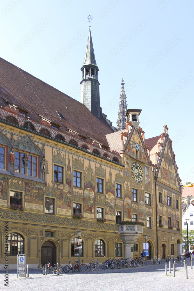The Rathaus (Town Hall), built in 1370, featuring some brilliantly coloured murals dating from the mid-16th century in Ulm, Baden-Wurttemberg, Germany, Europe