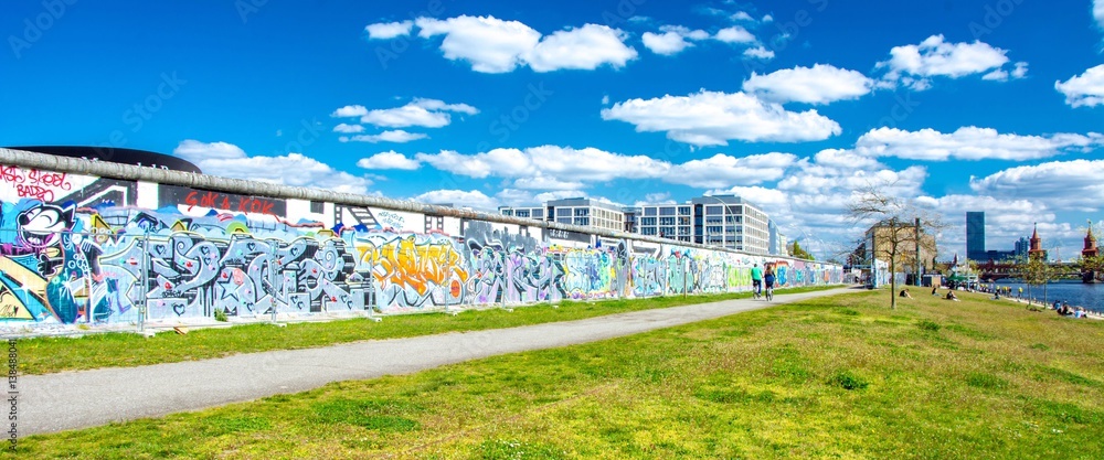 Naklejka premium Mur berliński w Niemczech
