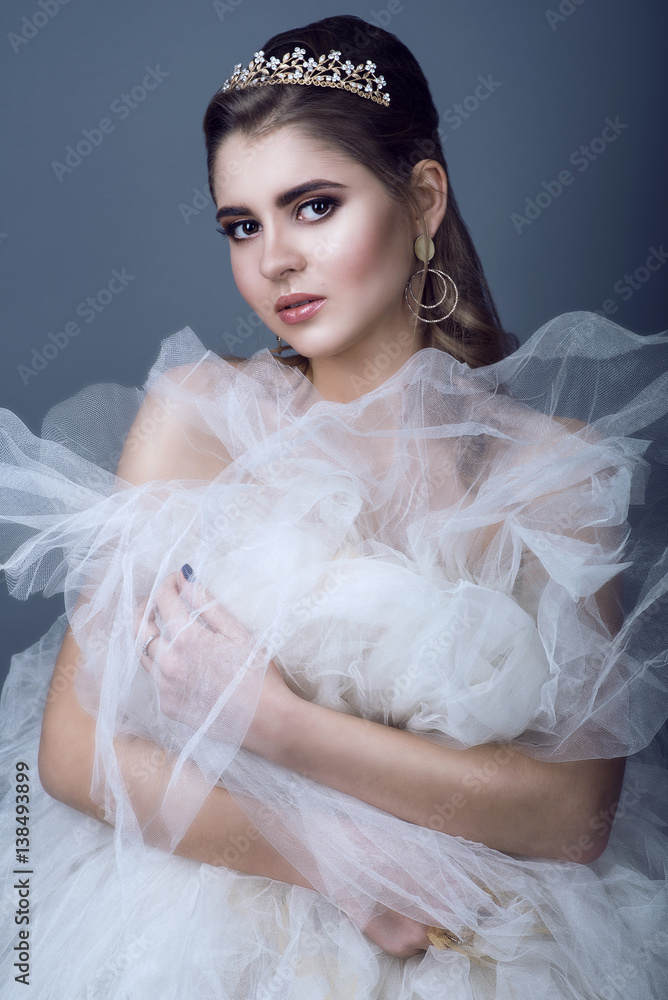 Diadem wedding gowns cheap