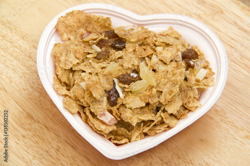 Whole-Grain Breakfast Cereal with Dry Fruits 