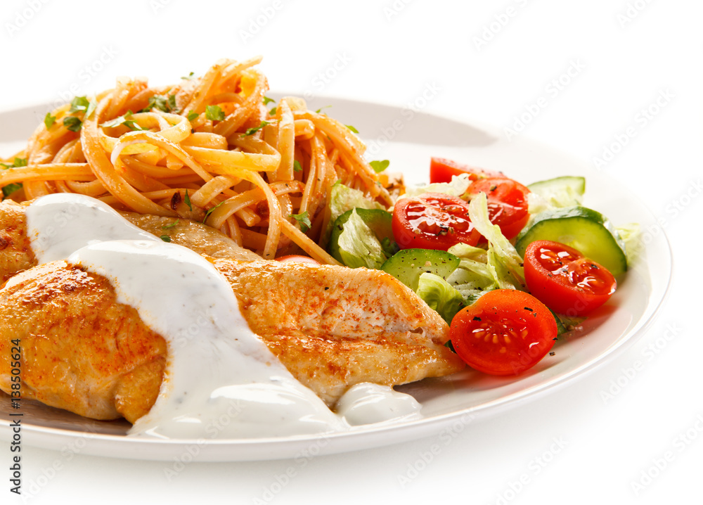 Fried chicken fillet, pasta and vegetables Fried chicken fillet, pasta and vegetables