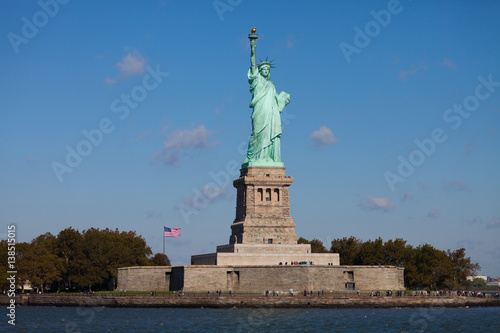 statue of liberty © Simon