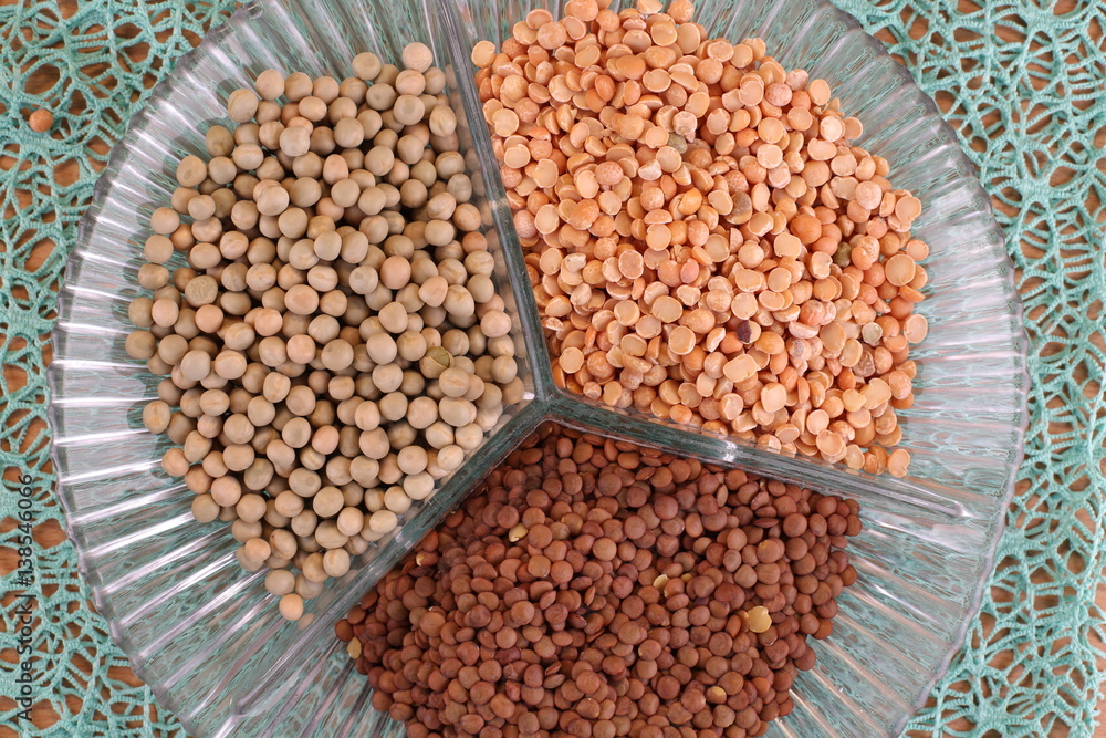 Obraz premium Cereals / Various cereals lying on a plate