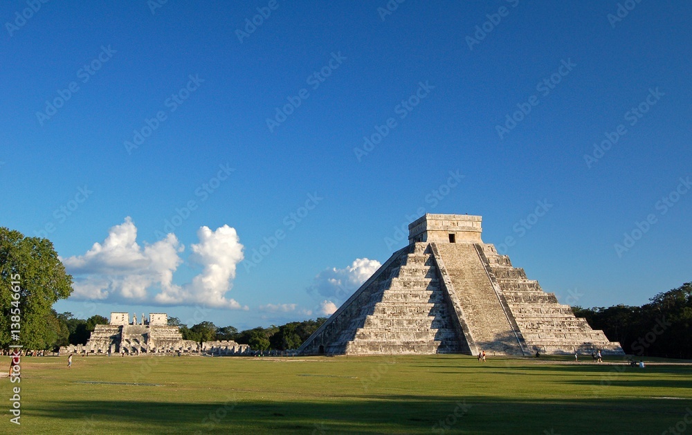 Temple of Kukulkan / Chichen Itza, Mexico