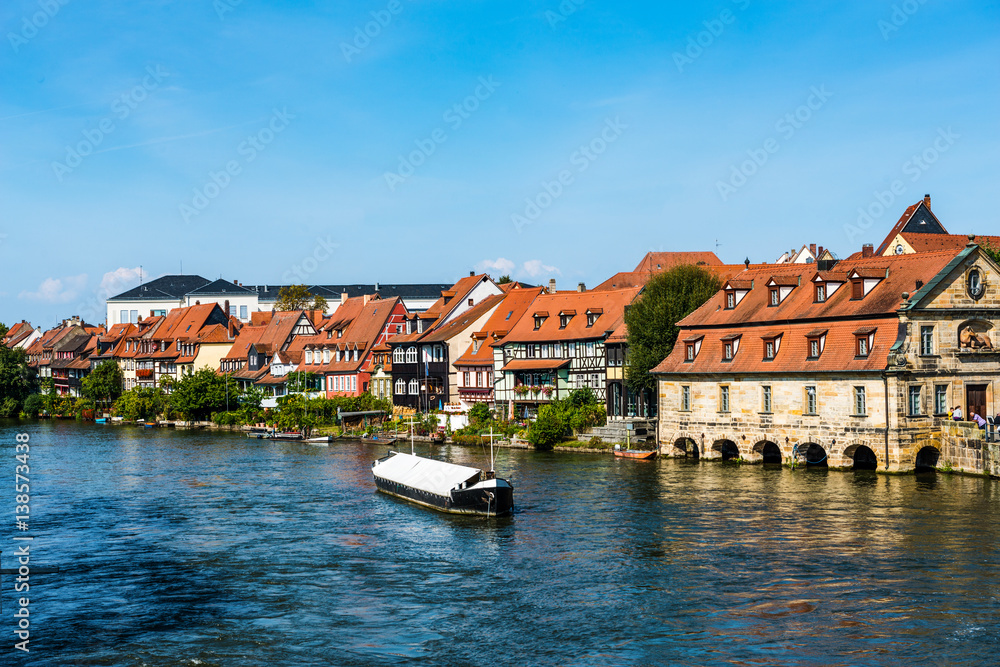 Obraz premium Boats on the Regnitz River in Bamberg