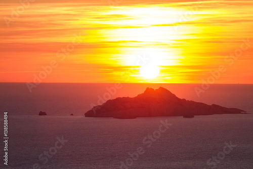 Wallpaper Mural Coucher de soleil sur l'archipel du Riou Torontodigital.ca