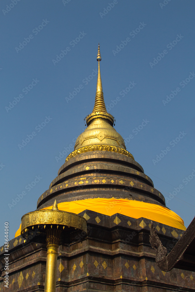 Fototapeta premium pagoda at Wat pratartlumpangluang,Lumpang Thailand