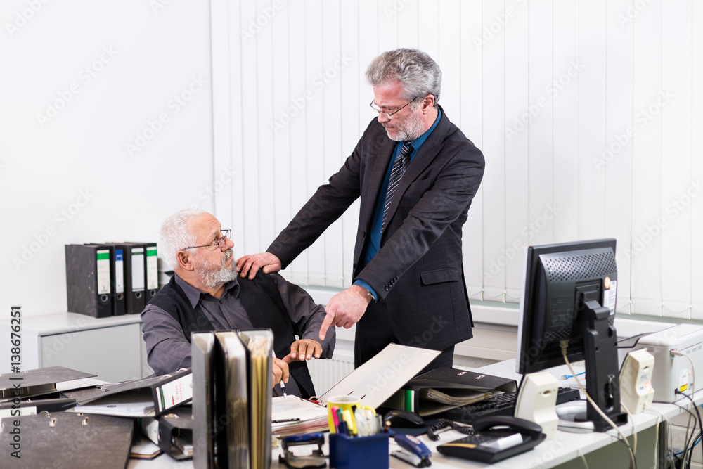 Gewalt am Arbeitsplatz, Mobbing Gewalt am Arbeitsplatz, Mobbing
