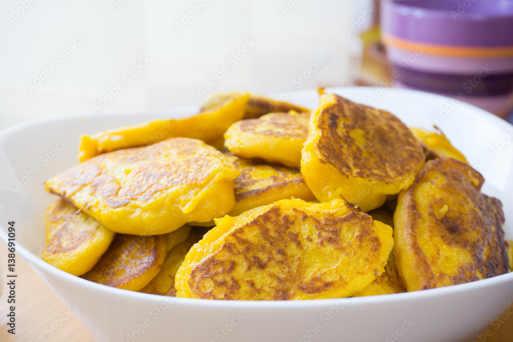 Pancakes and other sweets on Shrovetide Pancakes and other sweets on Shrovetide