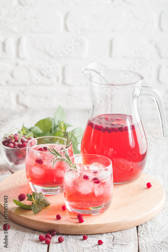 Refreshing drink with cranberries