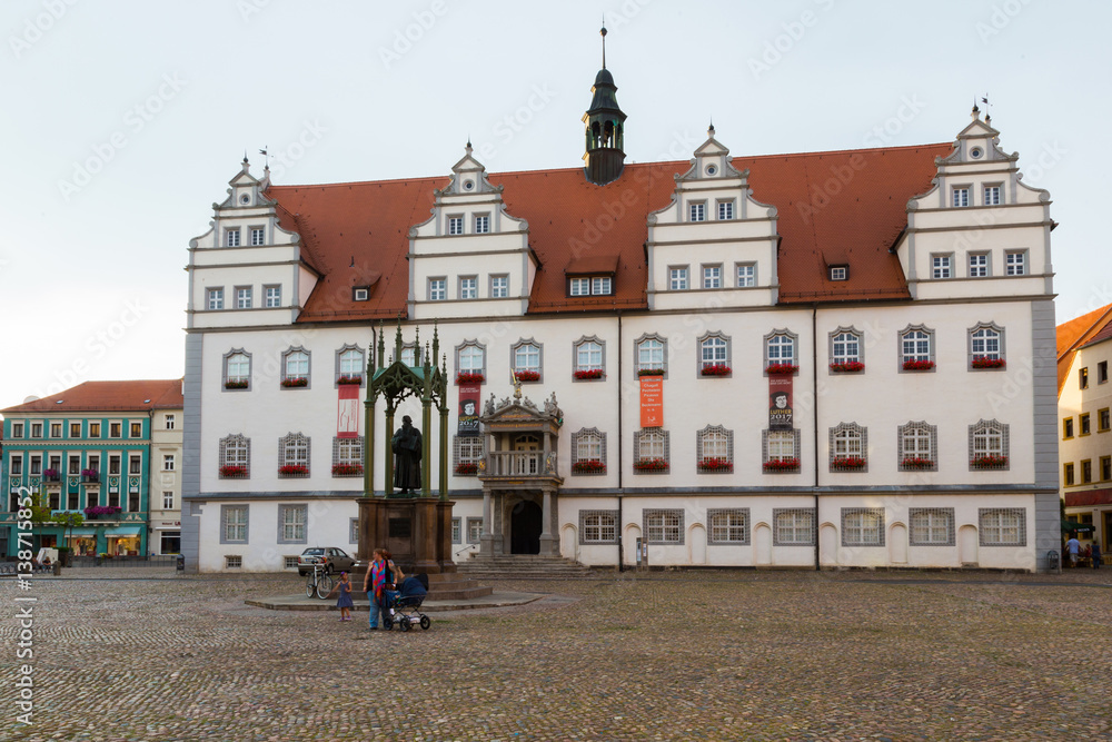 Rathaus mit Melanchthon