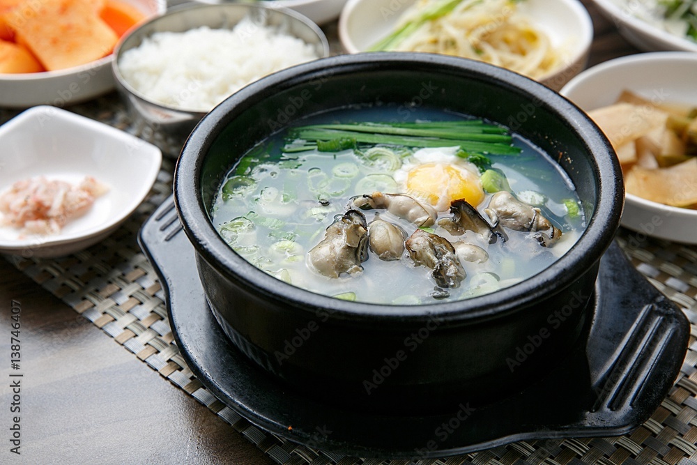 gul gukbap. Oyster Rice Soup. gul gukbap. Oyster Rice Soup.