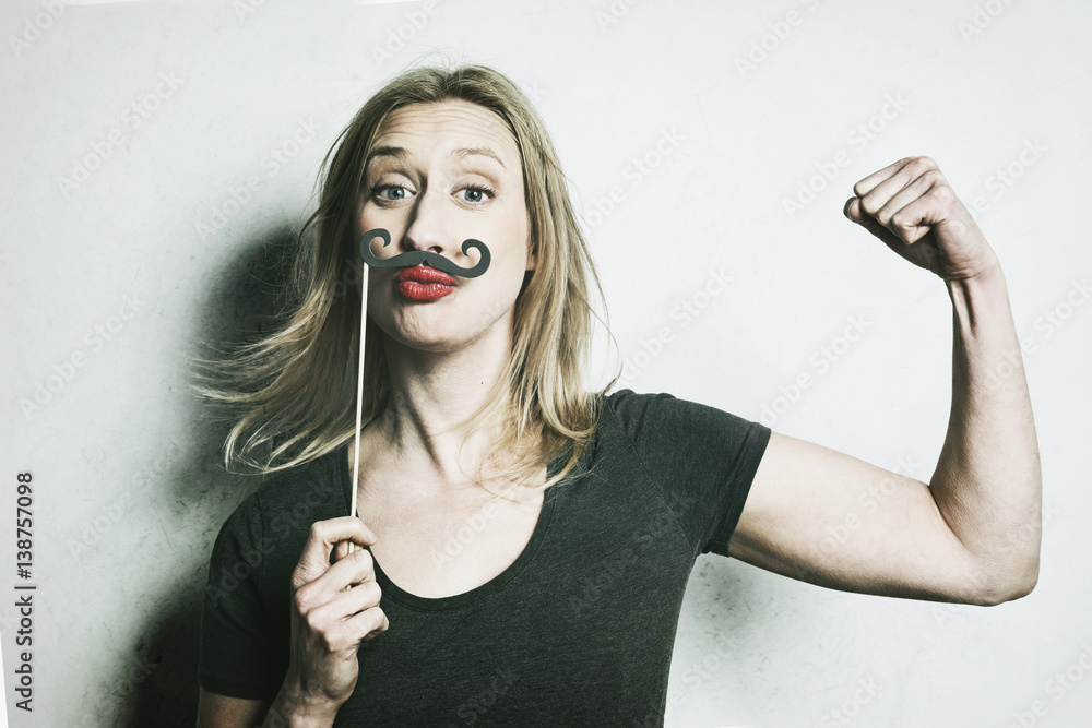 femme avec moustaches d'homme postiche - obrazy, fototapety, plakaty 
