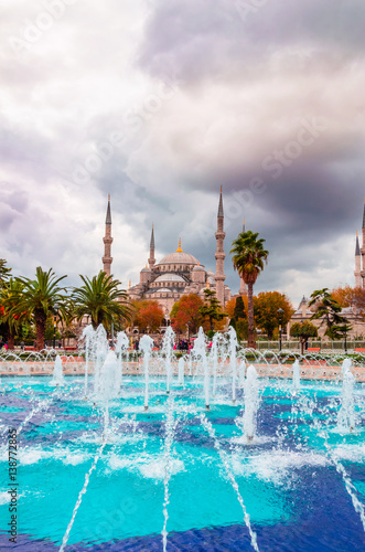 The Blue Mosque, (Sultanahmet Camii), Istanbul, Turkey.