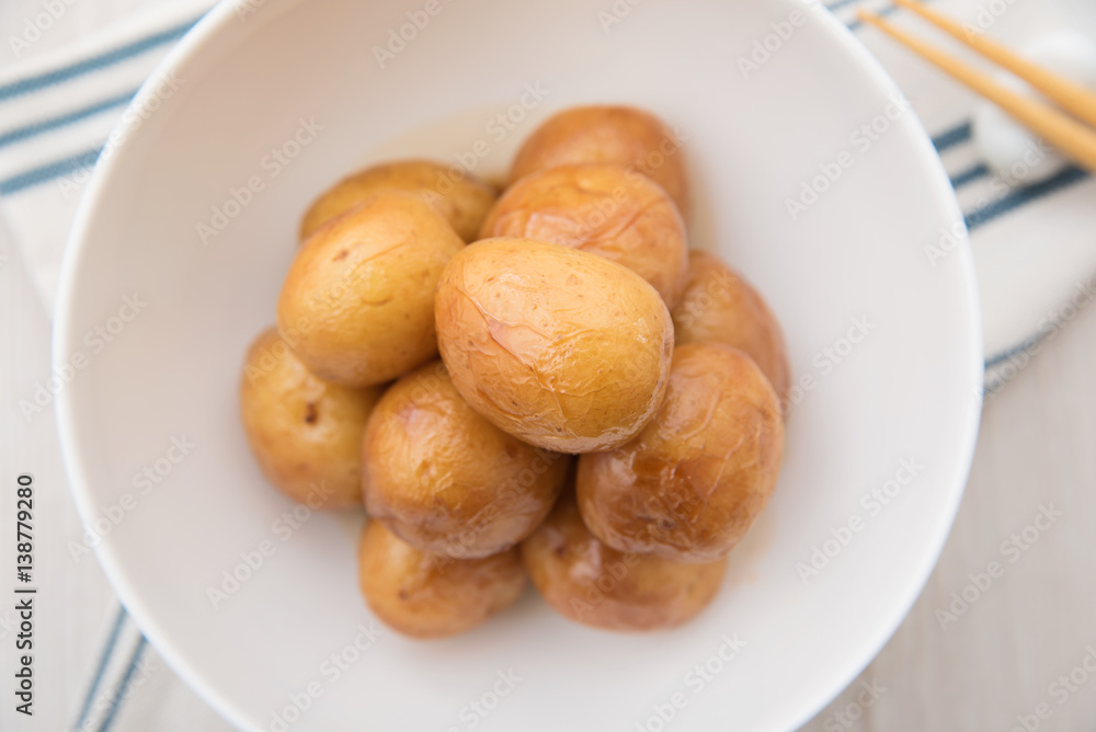 新じゃがの煮っころがし