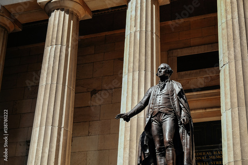 Statue  of of George Washington in New York City. 