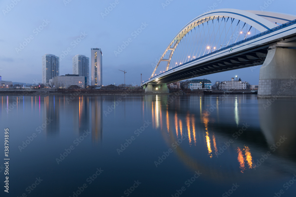 Obraz premium Apollo bridge and highrise buildings in Bratislava, Slovakia.