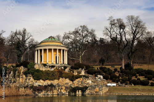 Der Schlosspark Schloss Esterházy photo