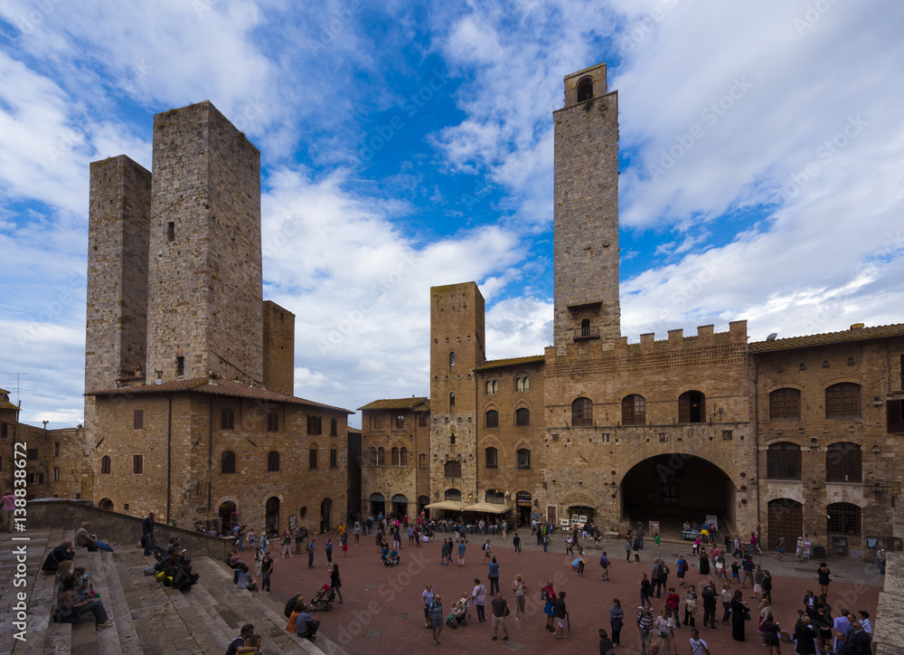 The piazza duomo and the towers of San Gimignano_Tuscany Italy, Europe