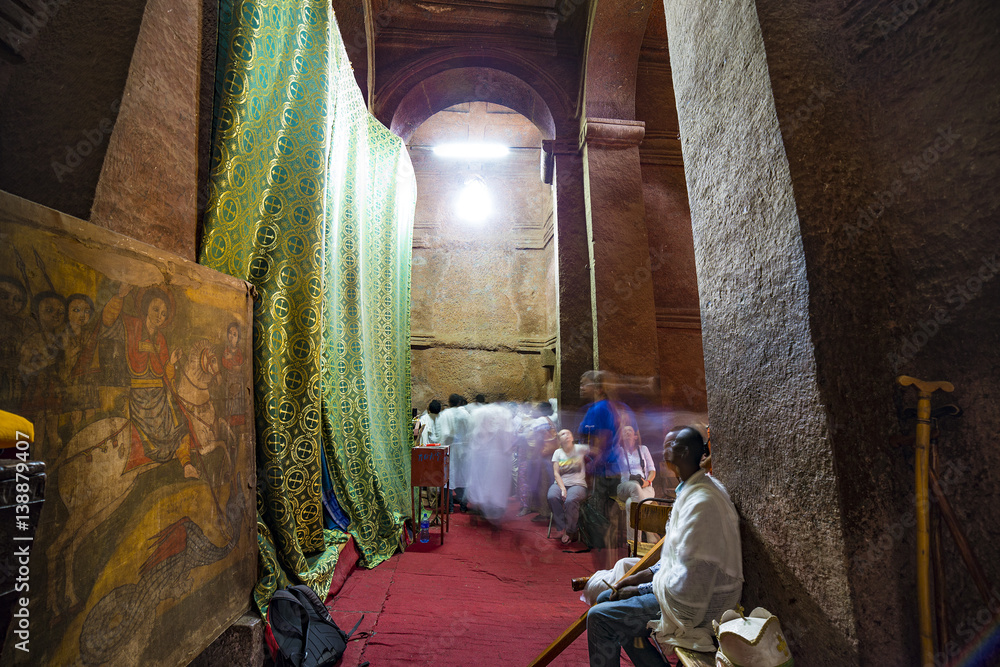 Ethiopia, Lalibela. Pilgrims visit the St. George church (UNESCO World Heritage List) during the Meskal celebration (religious holiday commemorate the discovery of the True Cross by St Helena)