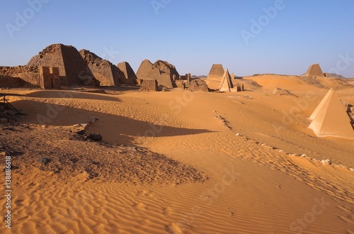 Die Pyramiden von Meroe im Sudan © Wolfgang Bürkle