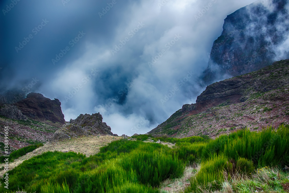 Fototapeta premium Cloudy weather at the top of the mountain Pico Arieiro. There should be a view of the Funchal - the capital of the island of Madeira.