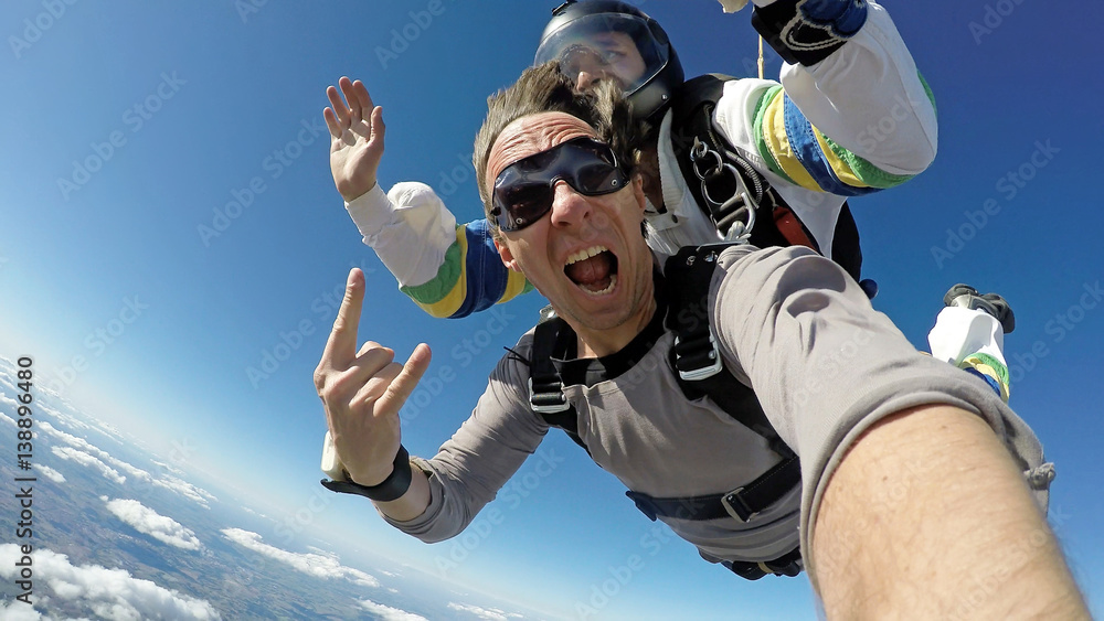 Selfie skydiving tandem - obrazy, fototapety, plakaty 
