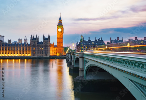 Photography Big Ben and Palace of Westminster at dusk  - London,UK