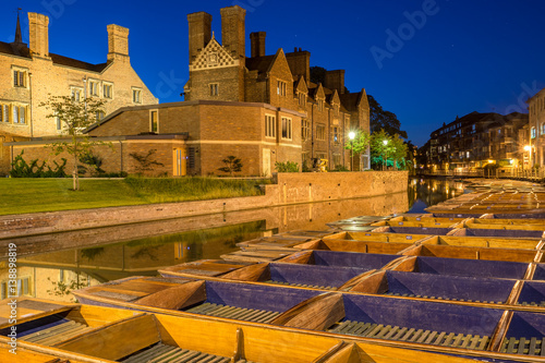 Punts on the River Cam - Cambridge at night, England #138898819