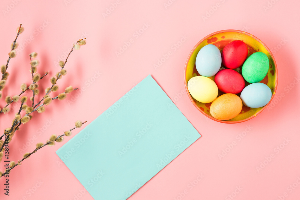 Obraz premium The top view of easter on pink table office workplace