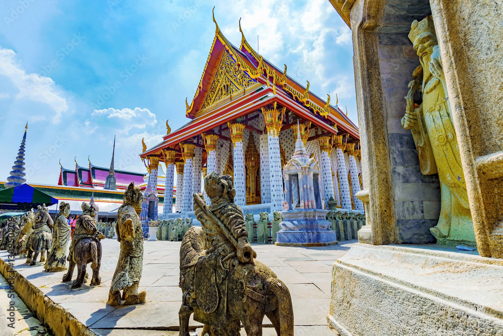 Wat Arun Temple architecture