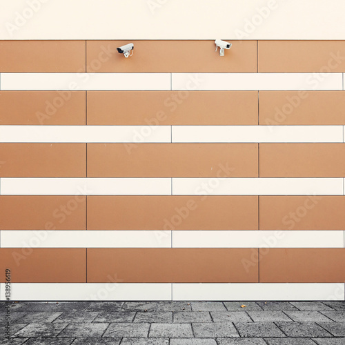 Street wall